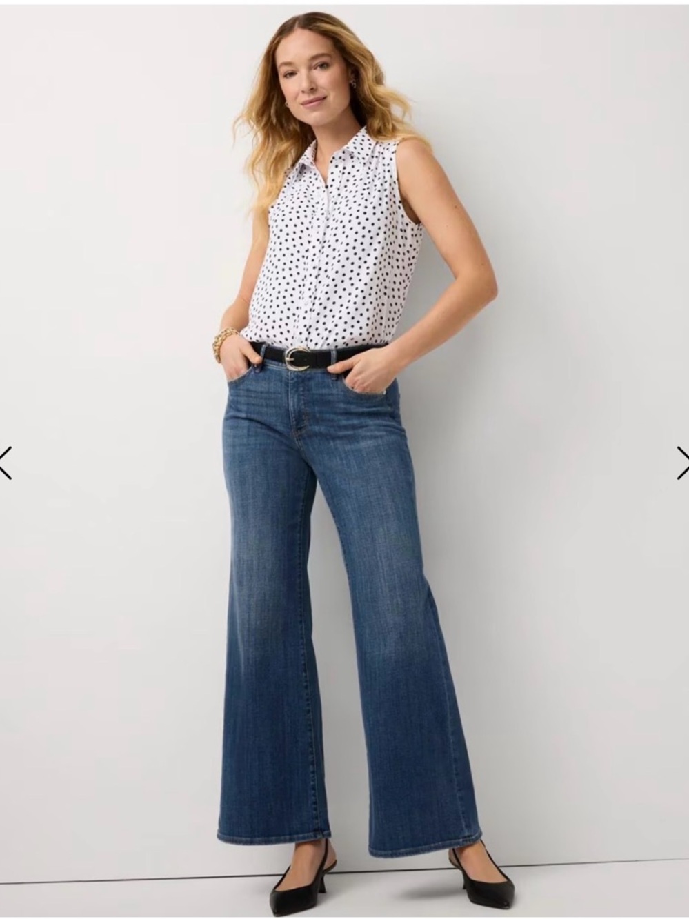 White House Black Market High Rise Wide Leg Jeans in Medium Blue - NWOT